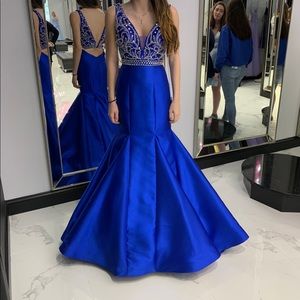 Royal Blue Mermaid Prom Dress.